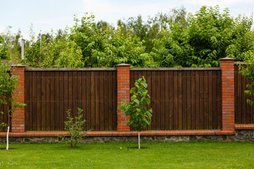Fence Repair – How to Make Your Fence Look As Good As New!